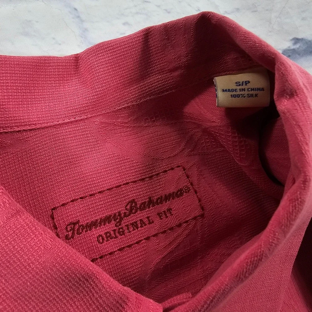 Tommy Bahama Button Down Shirt MENS S Pink Silk Jacquard Leaf Tropical Aloha